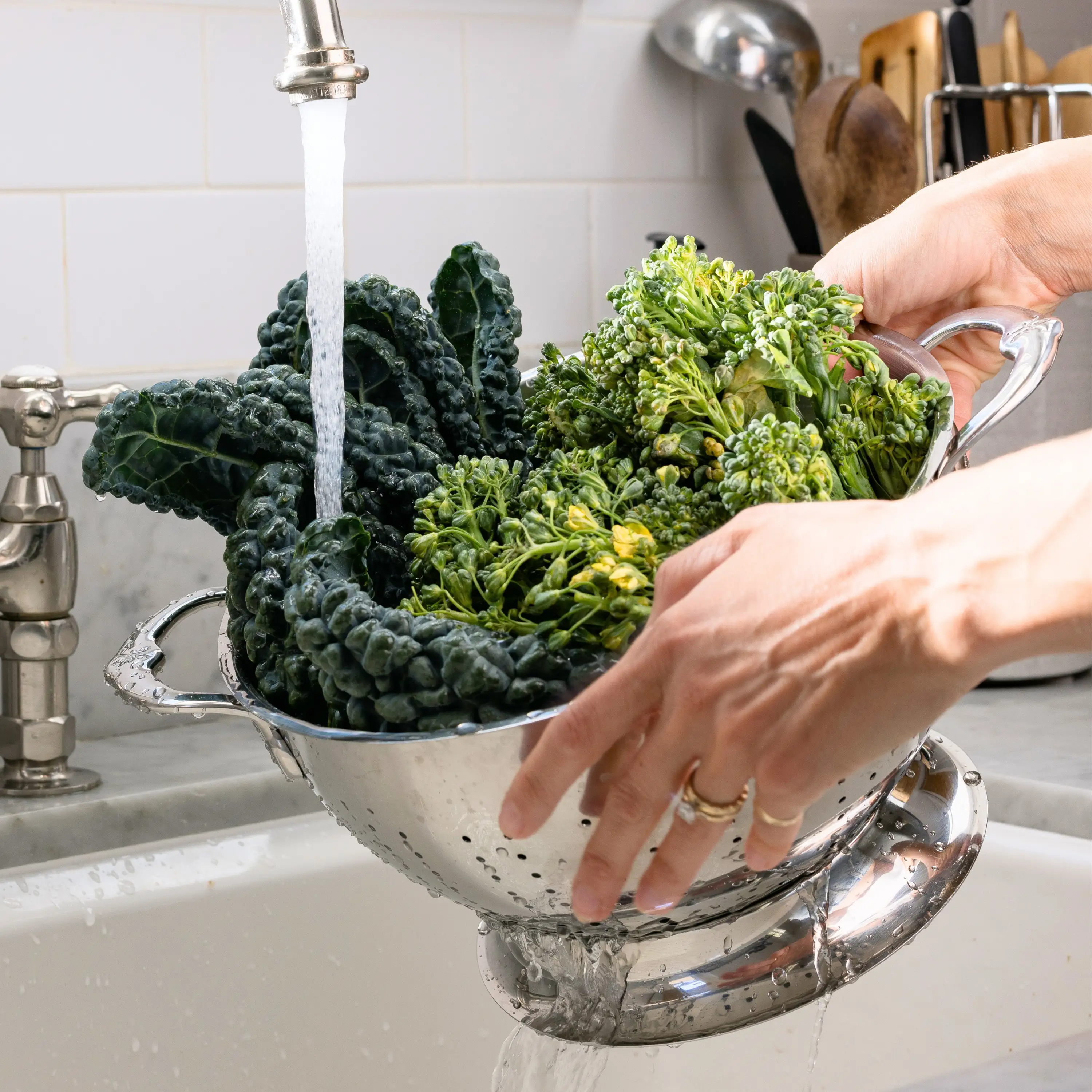 Stainless Steel Colander - Image 4