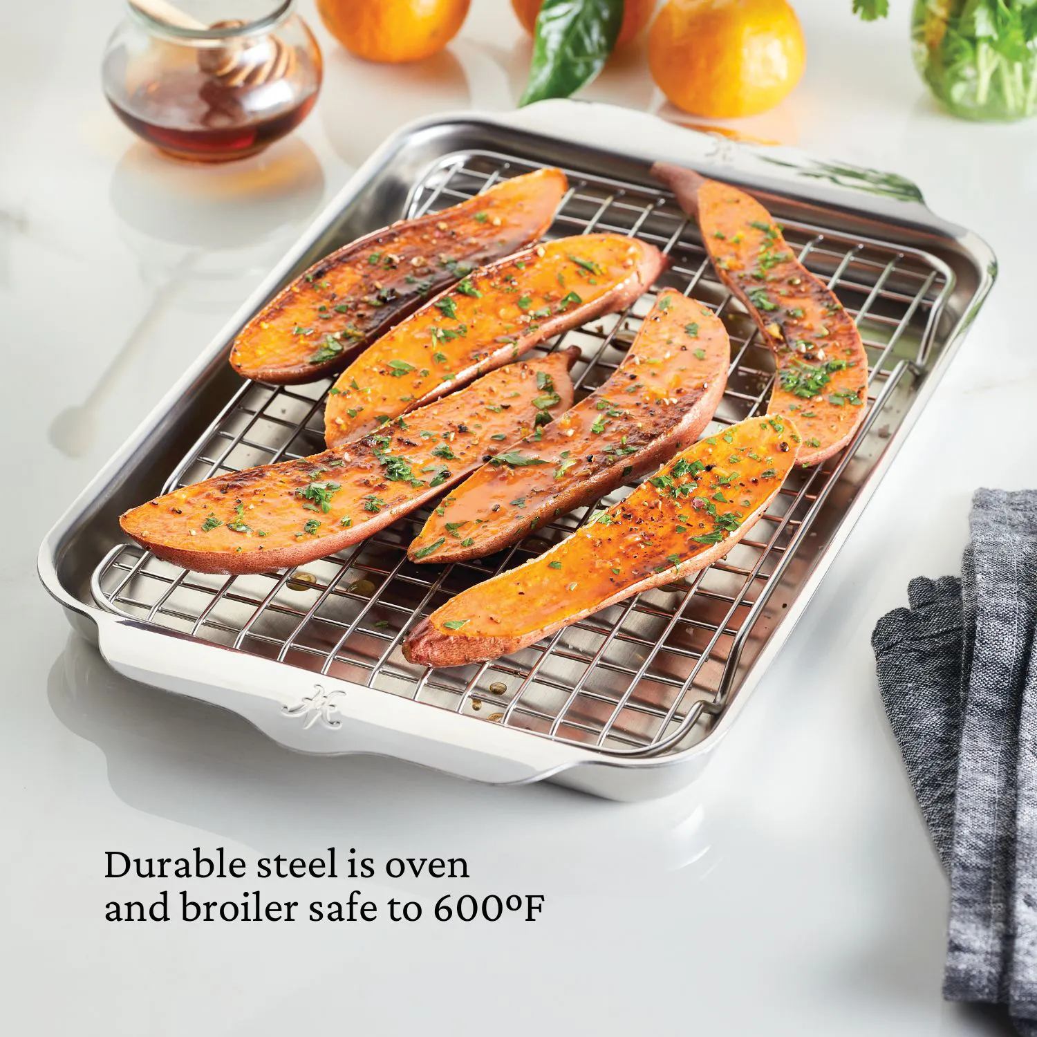 OvenBond Tri-ply Quarter Sheet Pan with Rack - Image 4